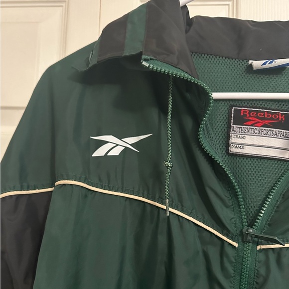 Reebok Green and Black Vintage Deadstock Full Zip Windbreaker Jacket Large - Picture 4 of 7